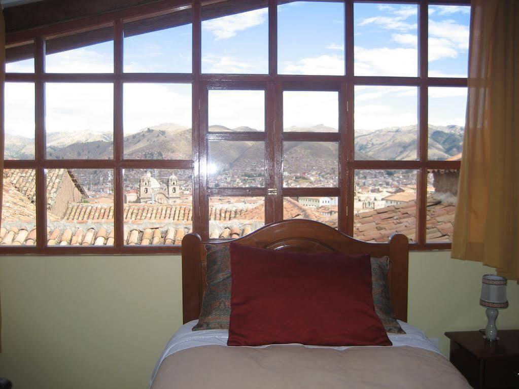 Kuska Hostal Cusco Bagian luar foto